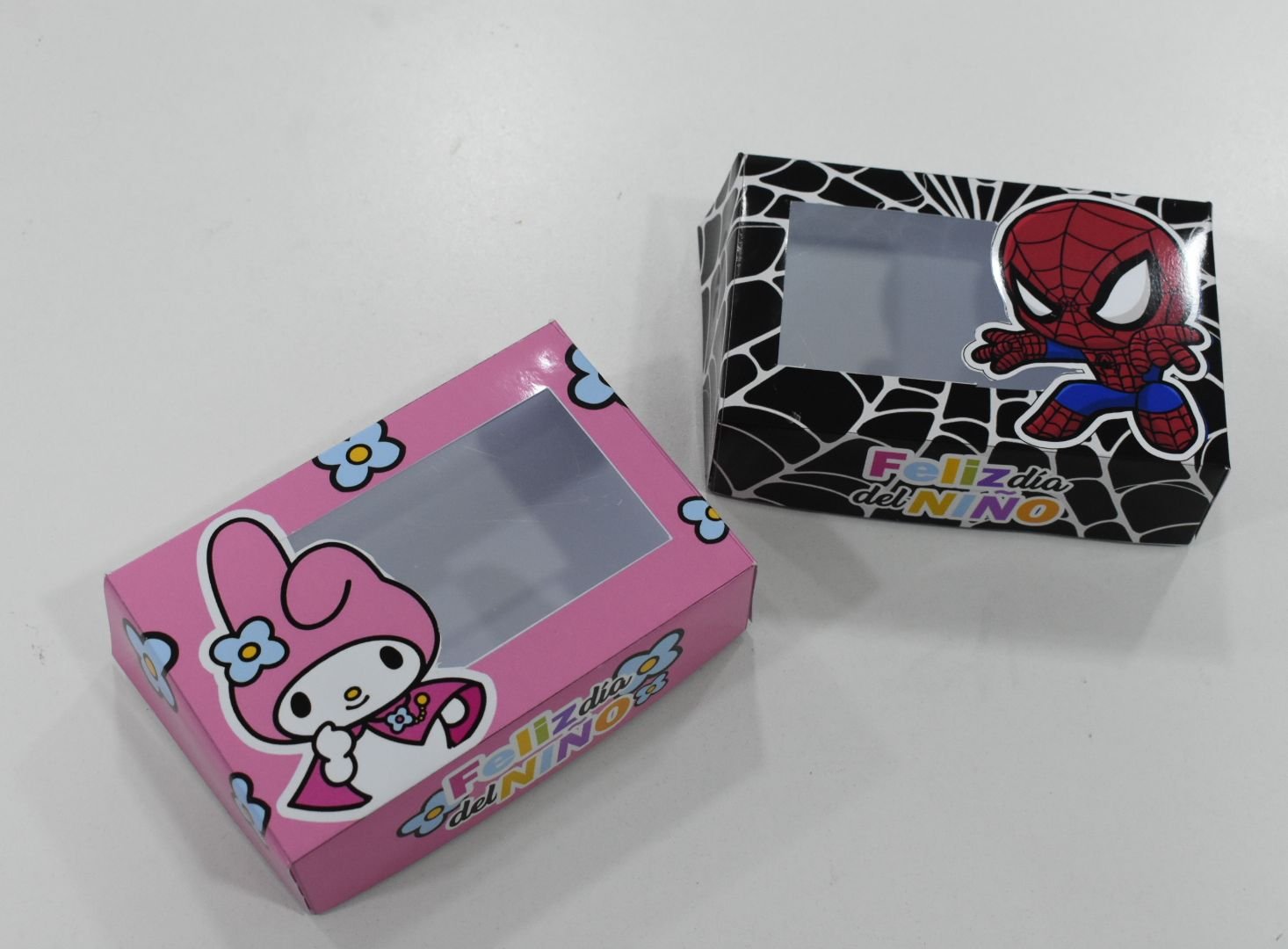 imprimibles cajitas con visor + molde editable